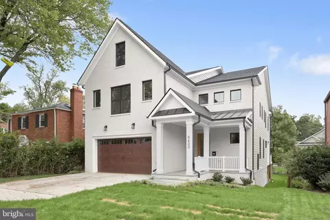 5600 Oakmont Ave, Bethesda, MD 20817