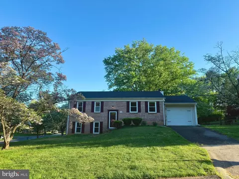 11200 Trippon Ct, North Potomac, MD 20878