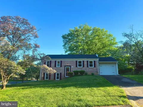 11200 Trippon Ct, North Potomac, MD 20878