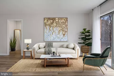 10656 Weymouth St #202, Bethesda, MD 20814