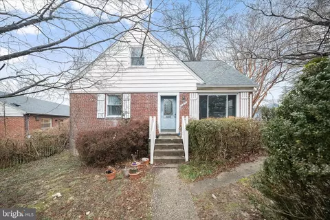 4915 Bangor Dr, Kensington, MD 20895