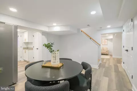 Entry Way - 617 Greenbrier Dr, Silver Spring, MD 20910 photo 5 of 5