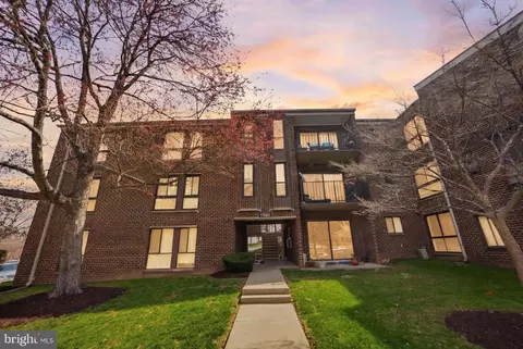 17805 Buehler Rd #3, Olney, MD 20832