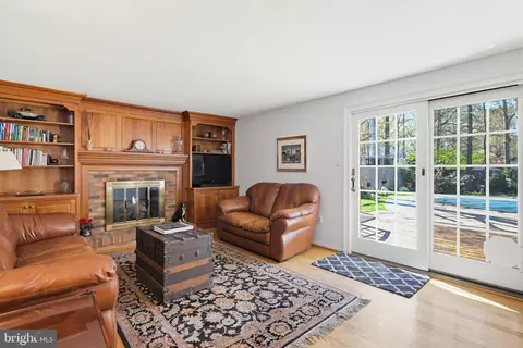 Other - 1017 Windmill Ln, Silver Spring, MD 20905 photo 3 of 9