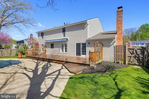 Exterior - 1017 Windmill Ln, Silver Spring, MD 20905 photo 21 of 23
