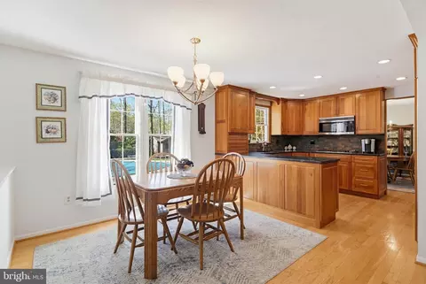 Dining - 1017 Windmill Ln, Silver Spring, MD 20905 photo 3 of 4