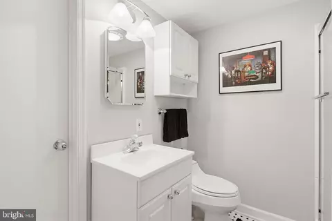 Bath - 1017 Windmill Ln, Silver Spring, MD 20905 photo 4 of 5