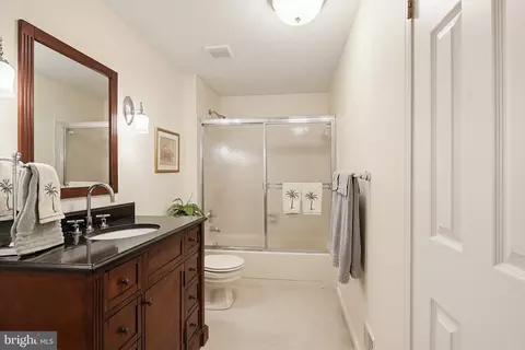 Bath - 1017 Windmill Ln, Silver Spring, MD 20905 photo 3 of 5