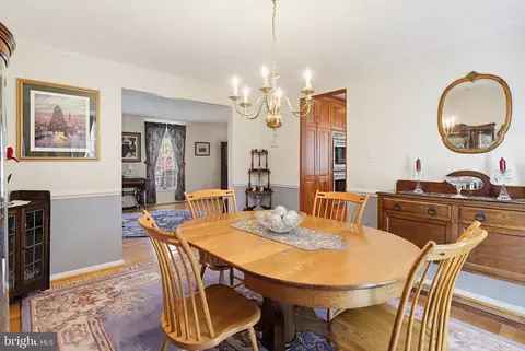 Dining - 1017 Windmill Ln, Silver Spring, MD 20905 photo 2 of 4