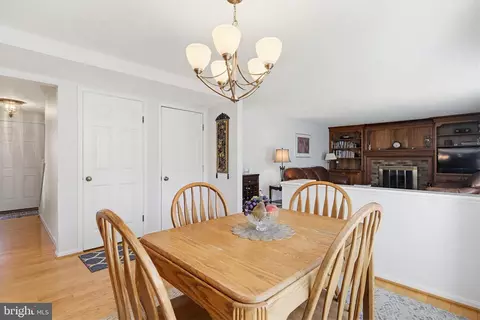 Dining - 1017 Windmill Ln, Silver Spring, MD 20905 photo 4 of 4