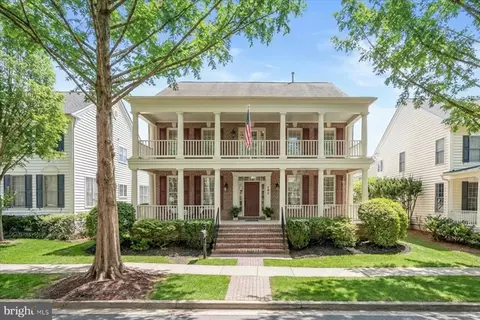 502 Barnside Pl, Rockville, MD 20850