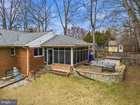 Exterior - 9707 Saxony Rd, Silver Spring, MD 20910 photo 14 of 14