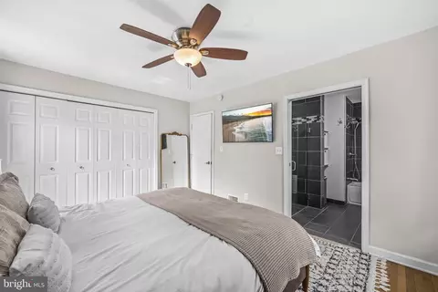 Bedroom - 9707 Saxony Rd, Silver Spring, MD 20910 photo 2 of 8