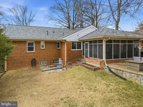 Exterior - 9707 Saxony Rd, Silver Spring, MD 20910 photo 13 of 14
