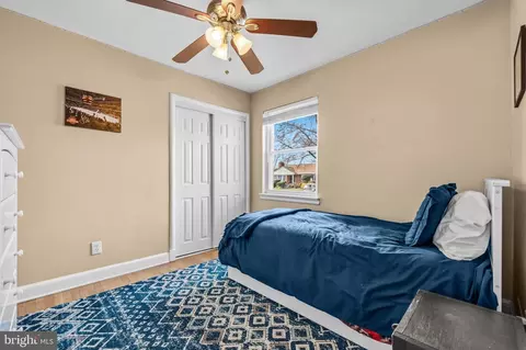 Bedroom - 9707 Saxony Rd, Silver Spring, MD 20910 photo 3 of 8