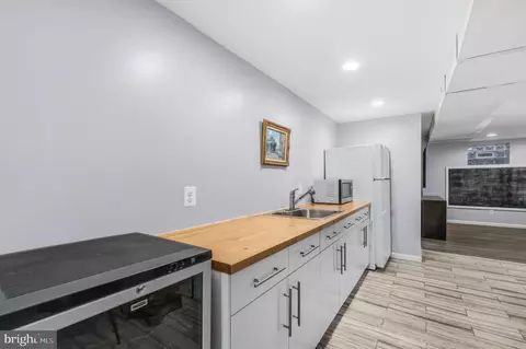 Other - 9707 Saxony Rd, Silver Spring, MD 20910 photo 2 of 7