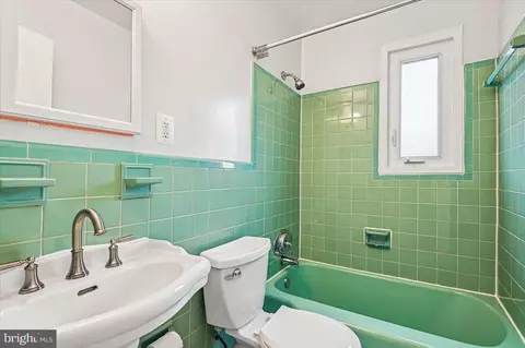 Bath - 1909 Forest Dale Dr, Silver Spring, MD 20903 photo 1 of 3