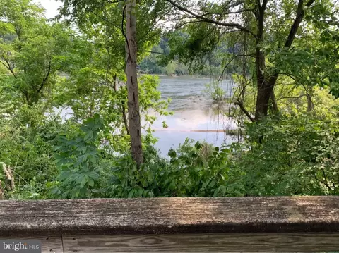 View/Area - 5 Ericsson Rd, Cabin John, MD 20818 photo 2 of 2