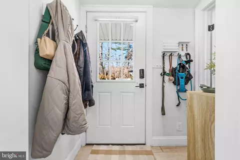 Entry Way - 5 Ericsson Rd, Cabin John, MD 20818 photo 1 of 6