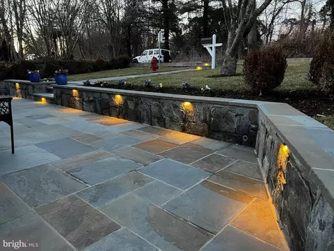 Exterior - 5 Ericsson Rd, Cabin John, MD 20818 photo 6 of 13