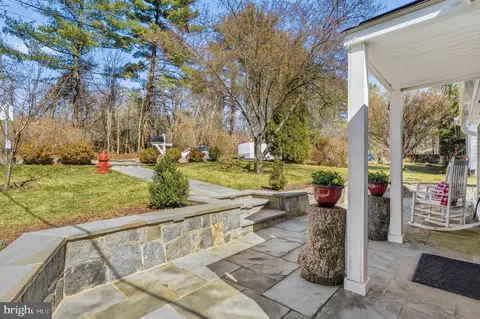Exterior - 5 Ericsson Rd, Cabin John, MD 20818 photo 5 of 13