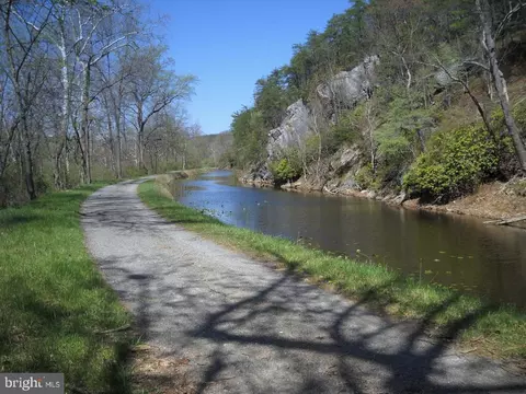 Other - 5 Ericsson Rd, Cabin John, MD 20818 photo 16 of 23
