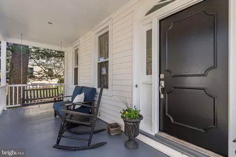 Exterior - 212 Dearborn Ave, Silver Spring, MD 20901 photo 4 of 7