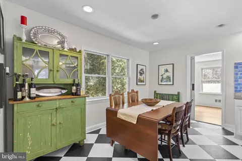Dining - 212 Dearborn Ave, Silver Spring, MD 20901 photo 1 of 1
