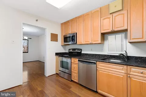 Kitchen - 15101 Interlachen Dr #1-416, Silver Spring, MD 20906 photo 2 of 2