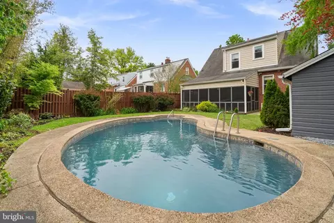 Exterior - 9409 Garwood St, Silver Spring, MD 20901 photo 10 of 10