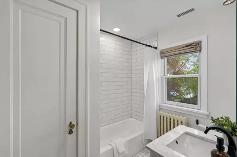 Bath - 9409 Garwood St, Silver Spring, MD 20901 photo 1 of 5