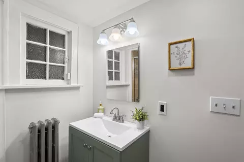 Bath - 9409 Garwood St, Silver Spring, MD 20901 photo 5 of 5
