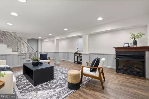 Living - 9409 Garwood St, Silver Spring, MD 20901 photo 4 of 4