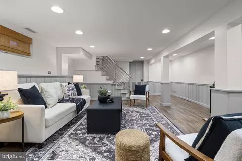Living - 9409 Garwood St, Silver Spring, MD 20901 photo 3 of 4