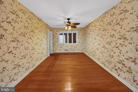 Other - 1030 Cresthaven Dr, Silver Spring, MD 20903 photo 2 of 8