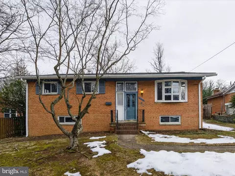 1030 Cresthaven Dr, Silver Spring, MD 20903