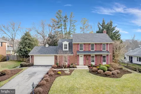 4704 Sunflower Dr, Rockville, MD 20853