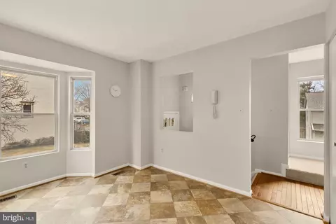 2890 Schoolhouse Cir, Silver Spring, MD 20902 photo 13