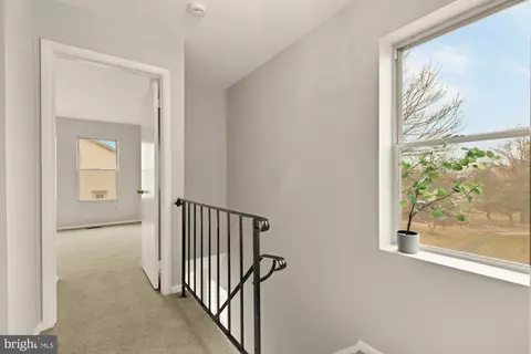 2890 Schoolhouse Cir, Silver Spring, MD 20902 photo 25