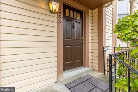 2890 Schoolhouse Cir, Silver Spring, MD 20902 photo 3