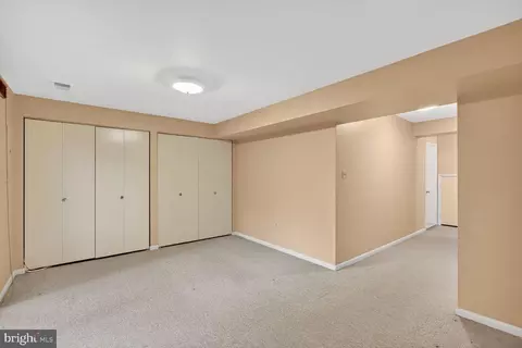 2890 Schoolhouse Cir, Silver Spring, MD 20902 photo 39
