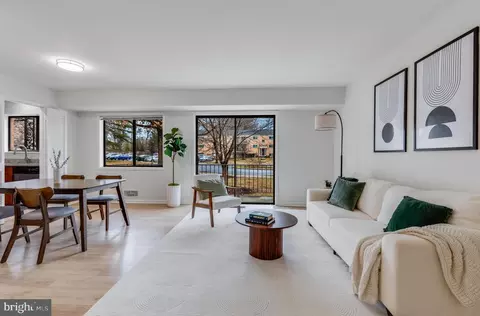 10636 Montrose Ave #101, Bethesda, MD 20814