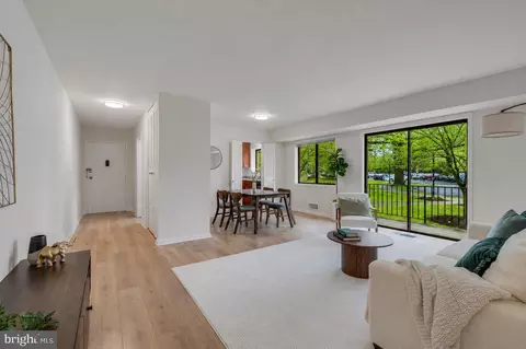 10636 Montrose Ave #101, Bethesda, MD 20814