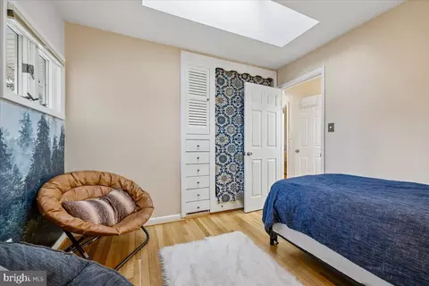 Bedroom - 11403 Fairoak Dr, Silver Spring, MD 20902 photo 6 of 8