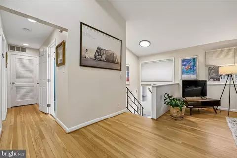 Entry Way - 11403 Fairoak Dr, Silver Spring, MD 20902 photo 1 of 2