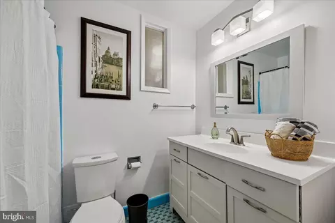 Bath - 11403 Fairoak Dr, Silver Spring, MD 20902 photo 2 of 2