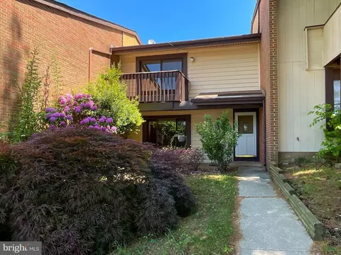 9040 Centerway Rd, Gaithersburg, MD 20879