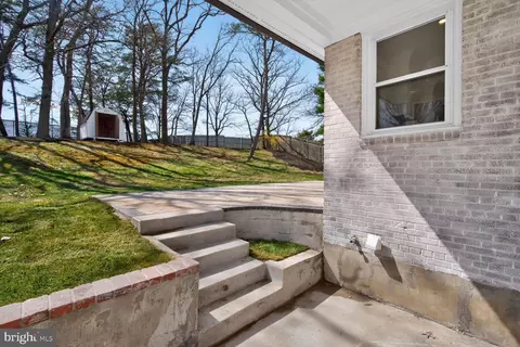 Exterior - 10224 Green Forest Dr, Silver Spring, MD 20903 photo 4 of 4