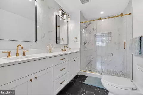 Bath - 10224 Green Forest Dr, Silver Spring, MD 20903 photo 1 of 3