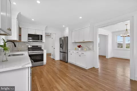 Kitchen - 10224 Green Forest Dr, Silver Spring, MD 20903 photo 1 of 2